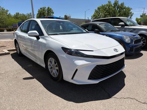 Ice Cap 2025 Toyota Camry XSE