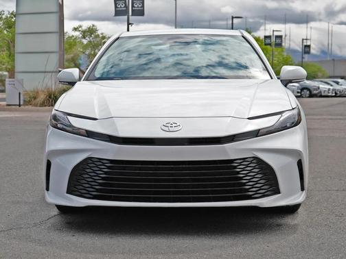 Ice Cap 2025 Toyota Camry XSE