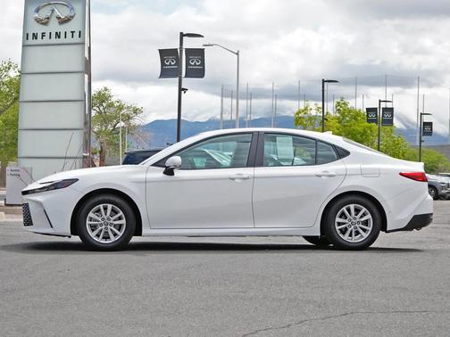 Ice Cap 2025 Toyota Camry XSE