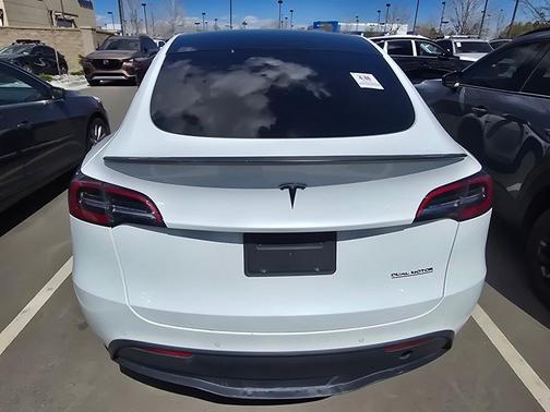 2022 Tesla Model Y Performance Dual Motor All-Wheel Drive