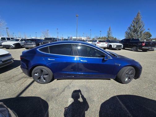 2019 Tesla Model 3 Mid Range