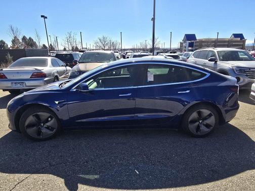 2019 Tesla Model 3 Mid Range
