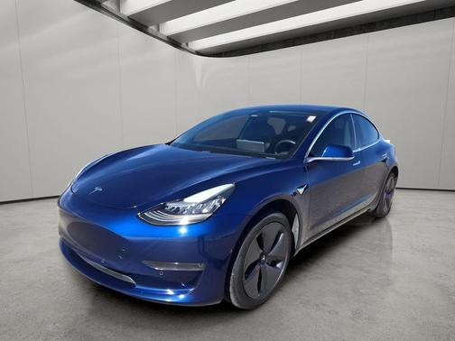 2019 Tesla Model 3 Mid Range