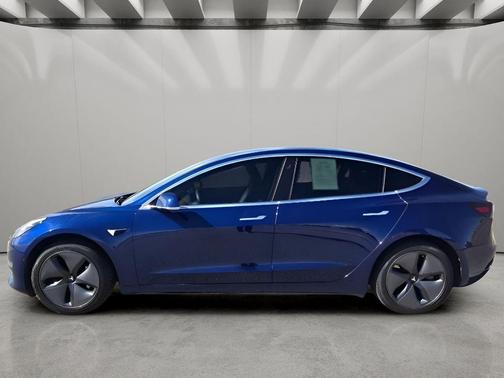 2019 Tesla Model 3 Mid Range