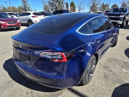 2019 Tesla Model 3 Mid Range
