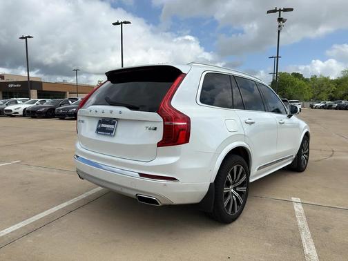 Crystal White Metallic 2020 Volvo XC90 T6 Inscription