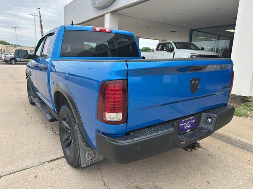 Hydro Blue Pearl 2021 RAM 1500 Classic SLT