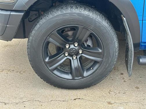 Hydro Blue Pearl 2021 RAM 1500 Classic SLT