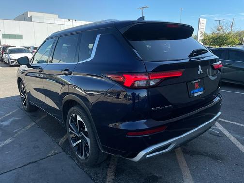 2022 Mitsubishi Outlander SEL 2.5 2WD