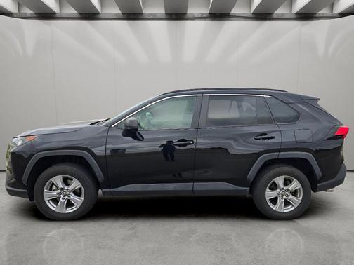 Midnight Black Metallic 2022 Toyota RAV4 Hybrid LE