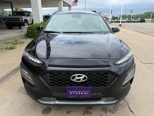 Ultra Black Pearl 2019 Hyundai KONA SEL