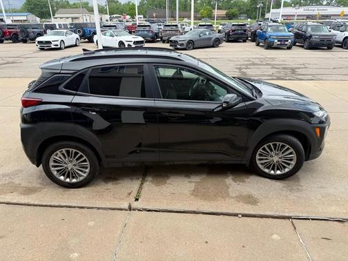 Ultra Black Pearl 2019 Hyundai KONA SEL