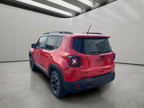Colorado Red Clearcoat 2023 Jeep Renegade Trailhawk