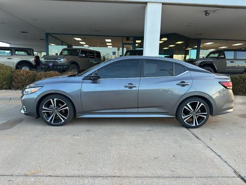 2023 Nissan Sentra SR
