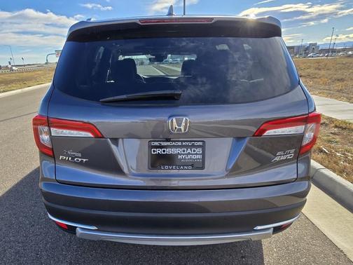 2020 Honda Pilot AWD Elite