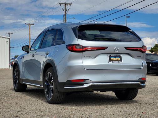 2025 Mazda CX-90 PHEV Premium Plus