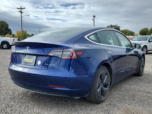 2020 Tesla Model 3 Long Range