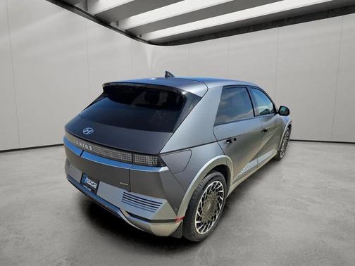 Shooting Star (Matte Gray) 2024 Hyundai IONIQ 5 Limited