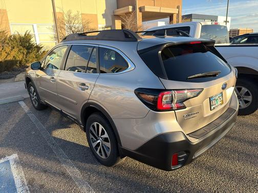2020 Subaru Outback Premium