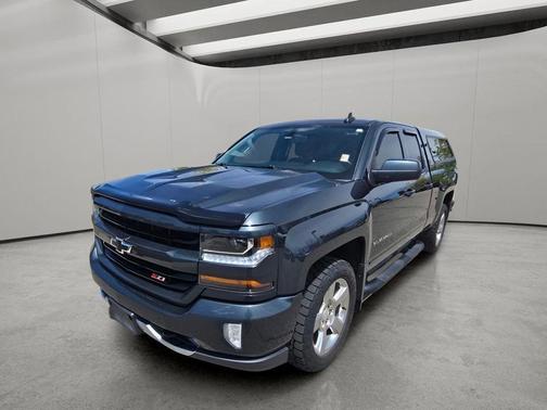 Graphite Metallic 2017 Chevrolet Silverado 1500 2LT