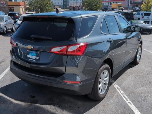 2021 Chevrolet Equinox LS