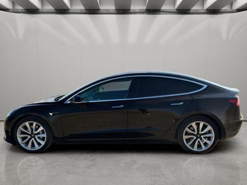 Black 2018 Tesla Model 3 Long Range