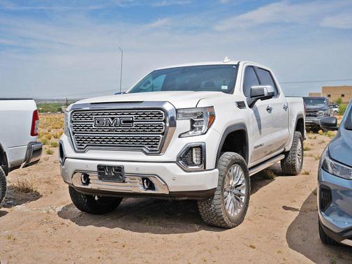 White Frost Tricoat 2019 GMC Sierra 1500 Denali