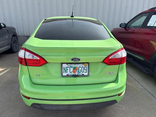 GREEN ENVY METALLIC TRI-COAT 2015 Ford Fiesta SE