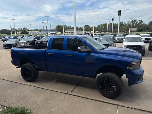 Blue Streak Pearl 2019 RAM 1500 Express