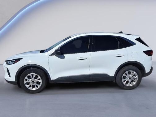 Oxford White 2024 Ford Escape Active