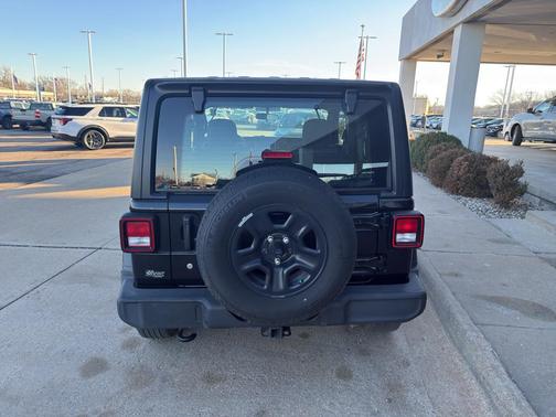2023 Jeep Wrangler Sport