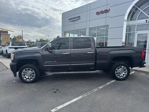 Iridium Metallic 2015 GMC Sierra 2500 Denali