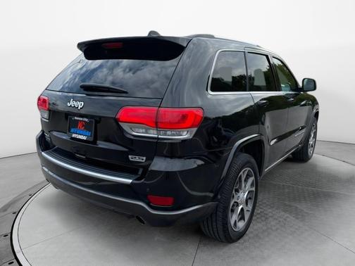 2018 Jeep Grand Cherokee Sterling Edition