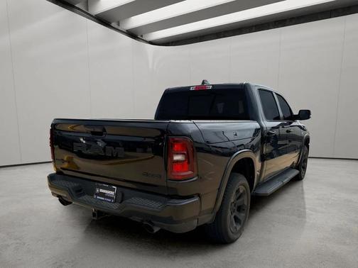 Diamond Black Crystal Pearlcoat 2026 RAM 1500 Lone Star