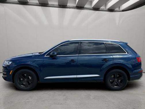 Blue 2018 Audi Q7 2.0T Premium Plus