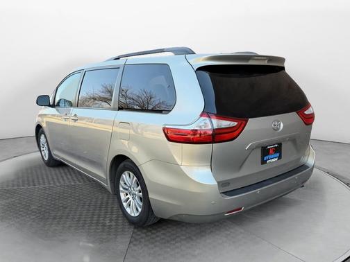 2015 Toyota Sienna XLE Premium
