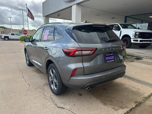 CARBONIZED GRAY METALLIC 2024 Ford Escape ST-Line