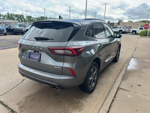 CARBONIZED GRAY METALLIC 2024 Ford Escape ST-Line