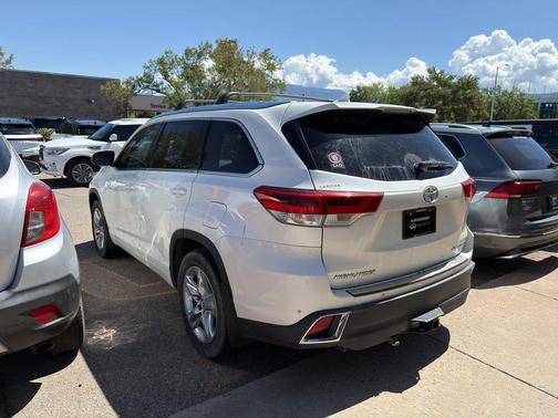 Blizzard Pearl 2018 Toyota Highlander Limited