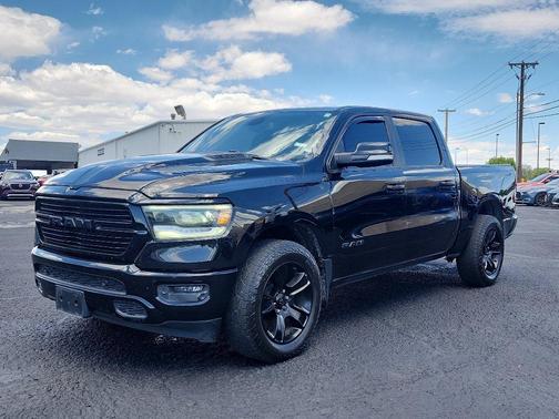 Diamond Black Crystal Pearl 2020 RAM 1500 Rebel