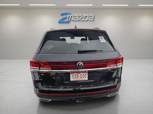2025 Volkswagen Atlas 2.0T SE w/Technology 4MOTION
