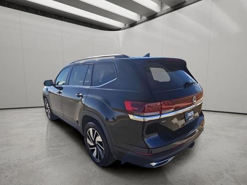 2025 Volkswagen Atlas 2.0T SE w/Technology 4MOTION