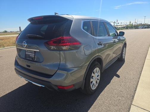 2020 Nissan Rogue S