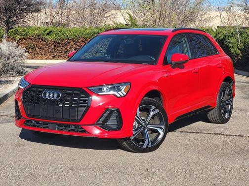 Tango Red Metallic 2023 Audi Q3 45 S line Premium Plus