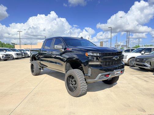 Black 2019 Chevrolet Silverado 1500 Custom Trail Boss