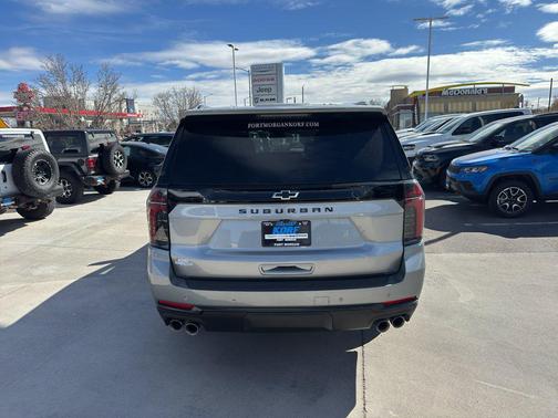 2025 Chevrolet Suburban 4WD Z71