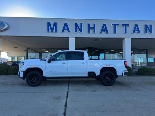 2024 GMC Sierra 2500 AT4