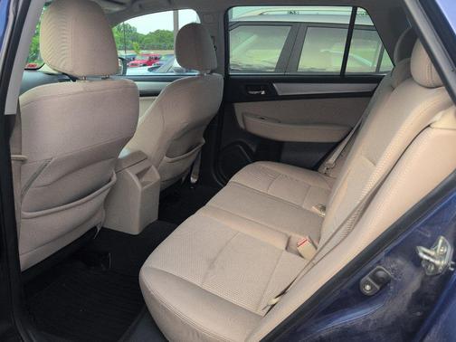 Lapis Blue Pearl 2017 Subaru Outback 2.5i Premium