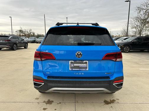 2024 Volkswagen Taos 1.5T SE