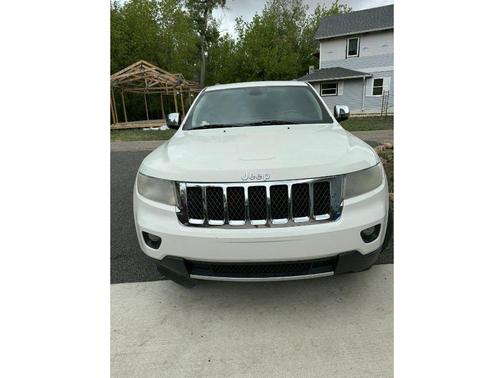 Stone White Clearcoat 2012 Jeep Grand Cherokee Overland